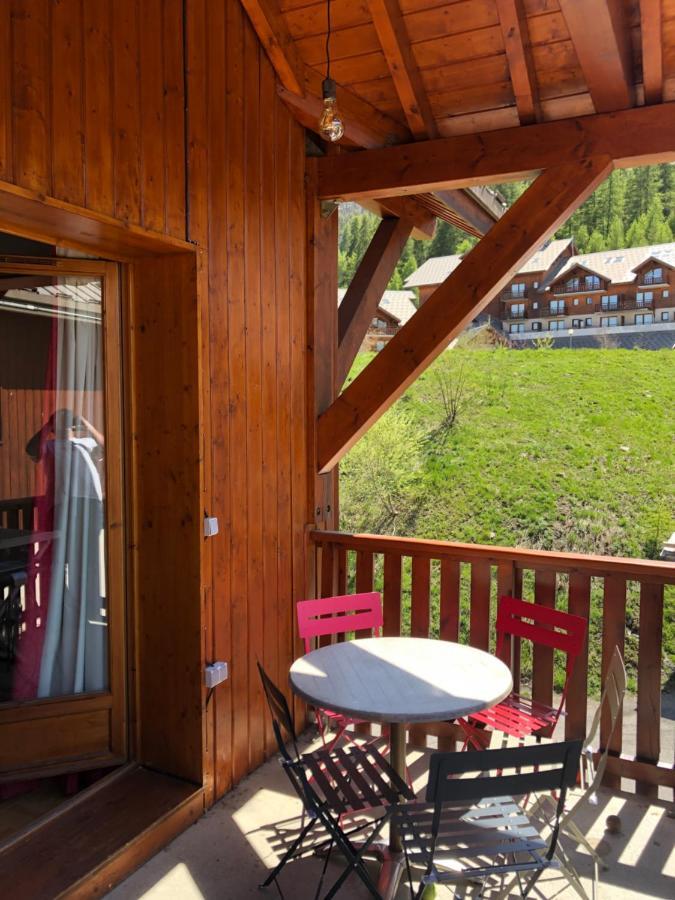 Apartamento Le Pied Des Pistes Puy-Saint-Vincent Exterior foto