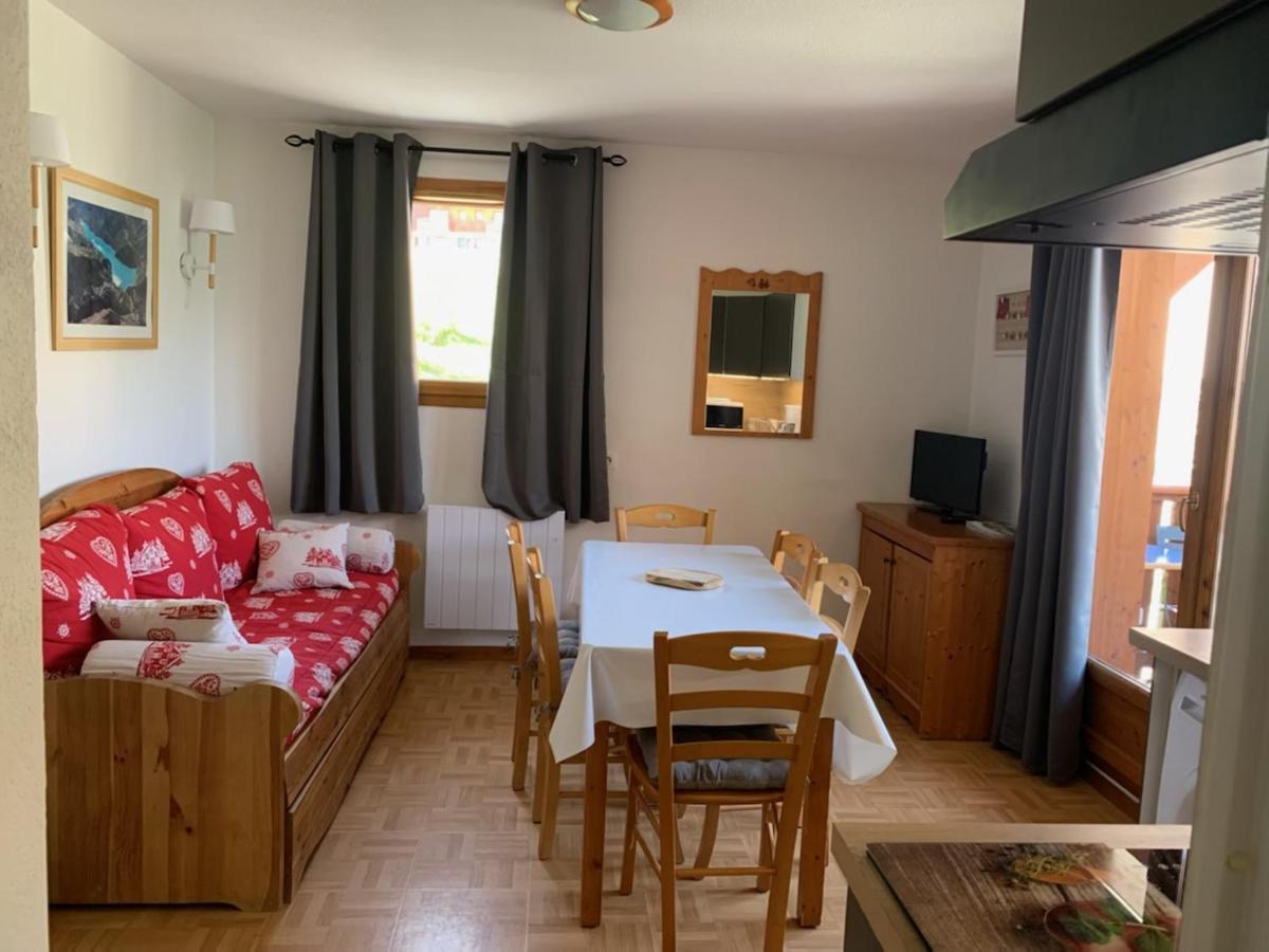 Apartamento Le Pied Des Pistes Puy-Saint-Vincent Exterior foto